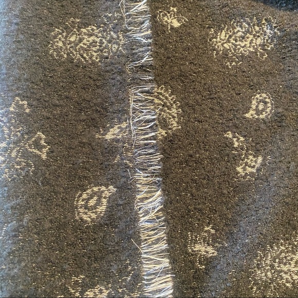 MICHAEL KORS Boucle’ Ruana - Picture 7 of 14